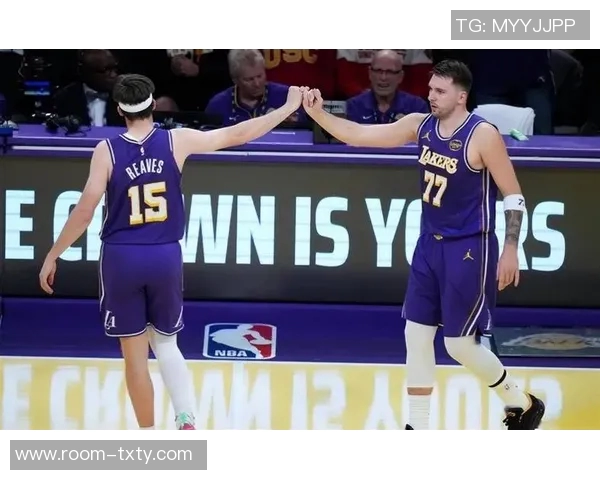 本赛季双人组同场得分25场次统计乔治与马卡领先东契奇与里夫斯紧随其后