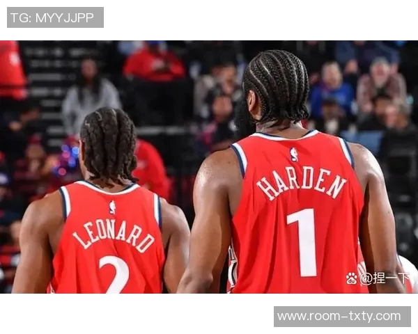 迈尔斯布里奇斯高效表现助力球队奠定胜局25分8板4助攻三分球命中率惊人